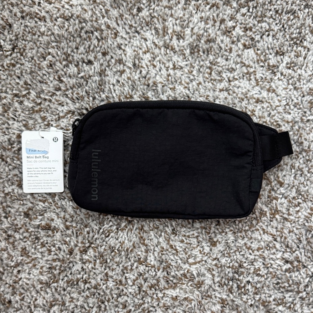 lululemon athletica mini Belt Bag